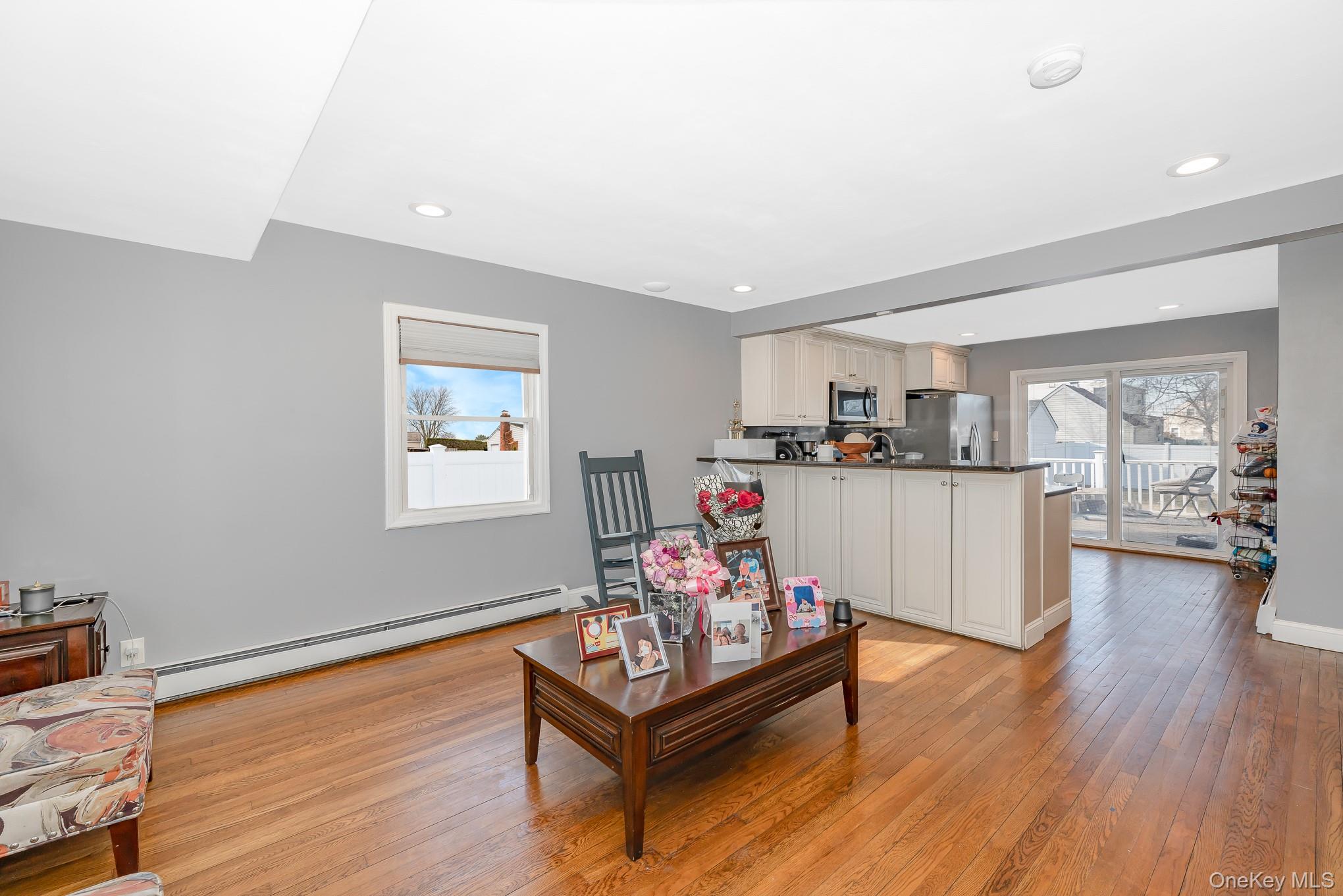 #6 photo, 22 Francine Drive, Massapequa , NY 11758