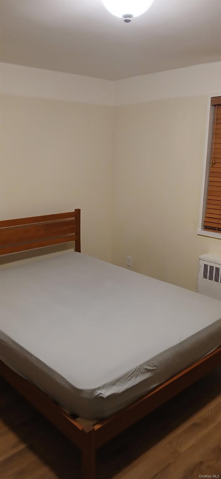 #11 photo, 224-04 Manor Road, קווינס Queens Village , NY 11427