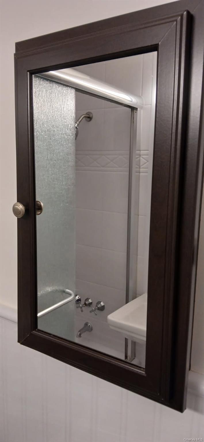 #6 photo, 224-04 Manor Road, קווינס Queens Village , NY 11427