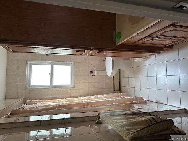 #10 photo, 162 Rolling Street, Malverne , NY 11565