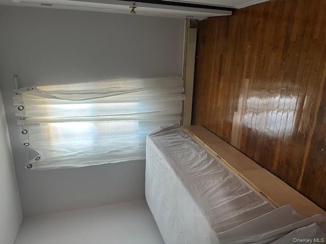 #15 photo, 162 Rolling Street, Malverne , NY 11565