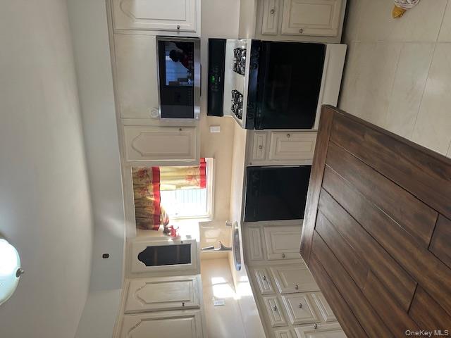 #6 photo, 162 Rolling Street, Malverne , NY 11565