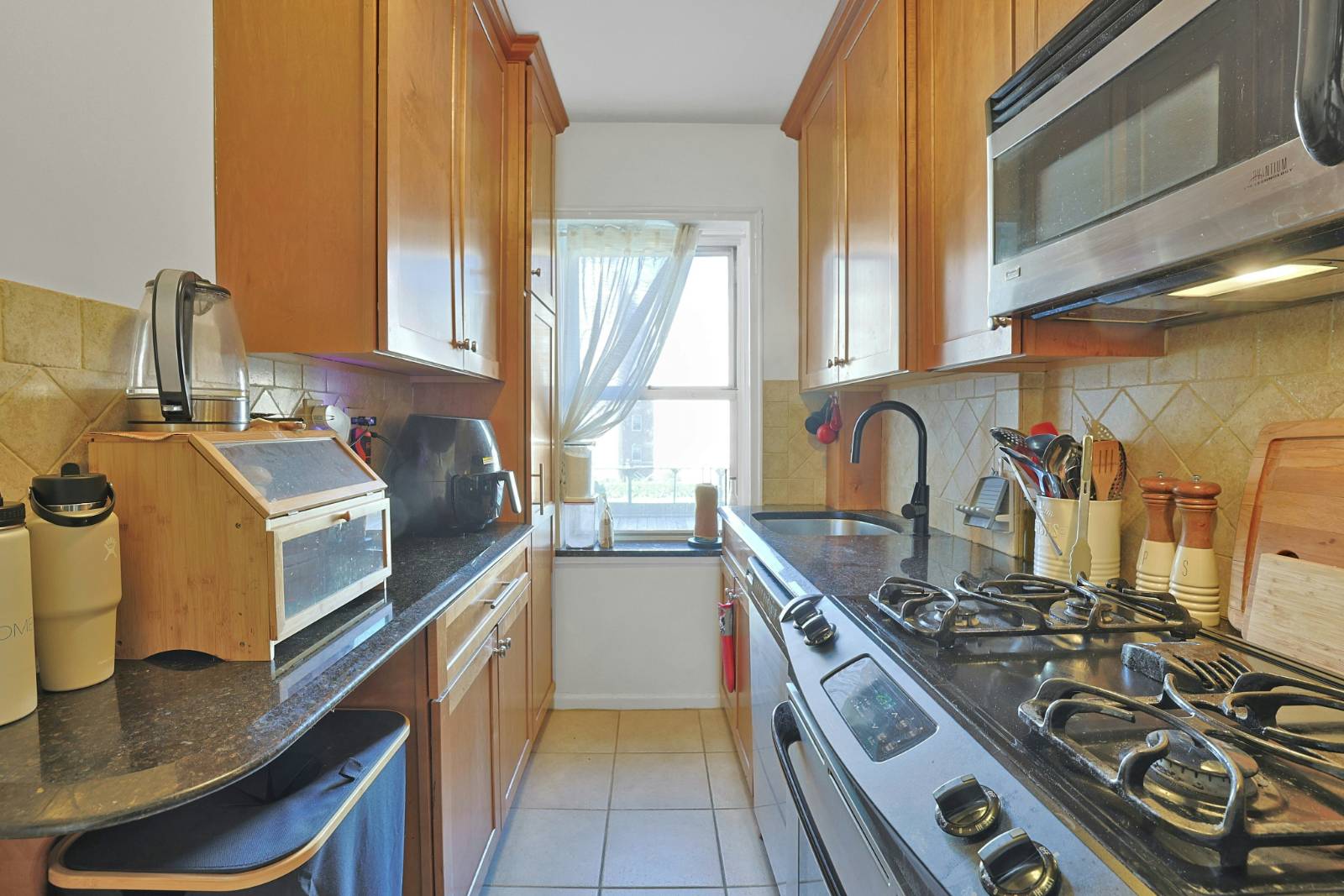 #5 photo, 5410 Netherland Avenue, #A24, West Bronx , NY 10471