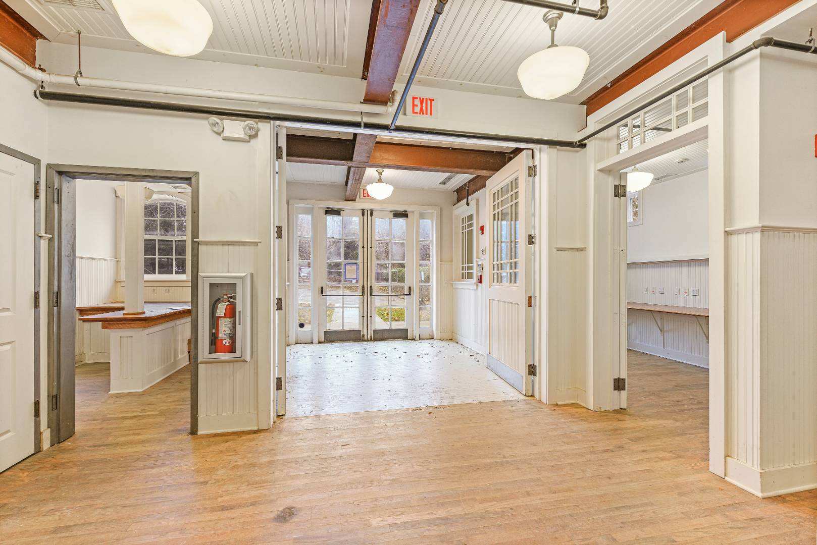 #13 photo, 11 Indian Wells Highway, First Floor, Amagansett , NY 11930