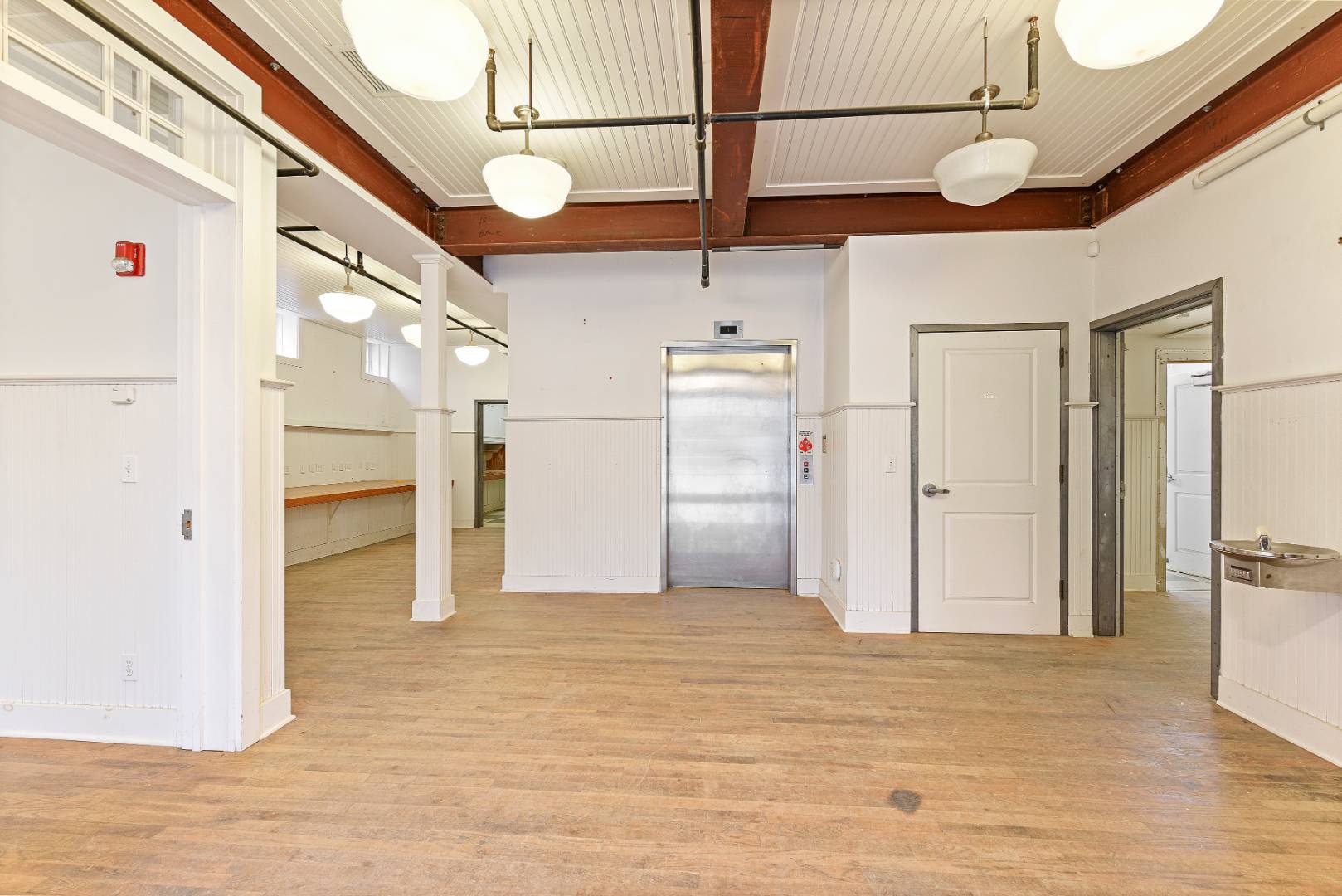 #14 photo, 11 Indian Wells Highway, First Floor, Amagansett , NY 11930