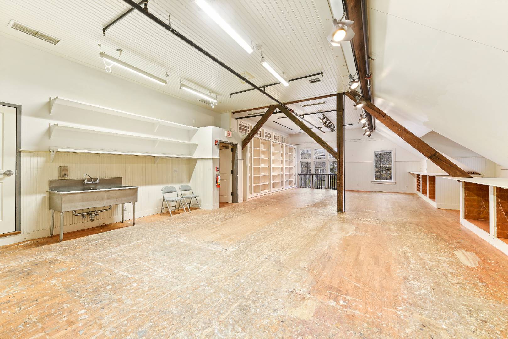 #9 photo, 11 Indian Wells Highway, First Floor, Amagansett , NY 11930