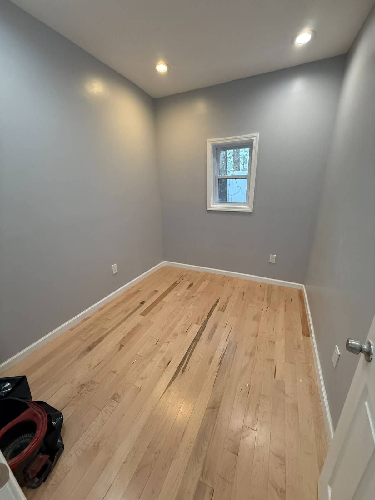 #13 photo, 24604 Jericho Turnpike, #1, Bellerose , NY 11001