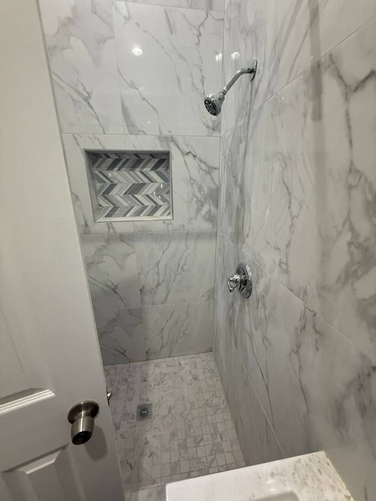 #15 photo, 24604 Jericho Turnpike, #1, Bellerose , NY 11001