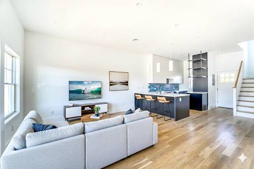 #1 photo, 68 FOSTER AVE UNIT 3, #3, 东长岛 汉普顿 Hampton Bays , NY 11946