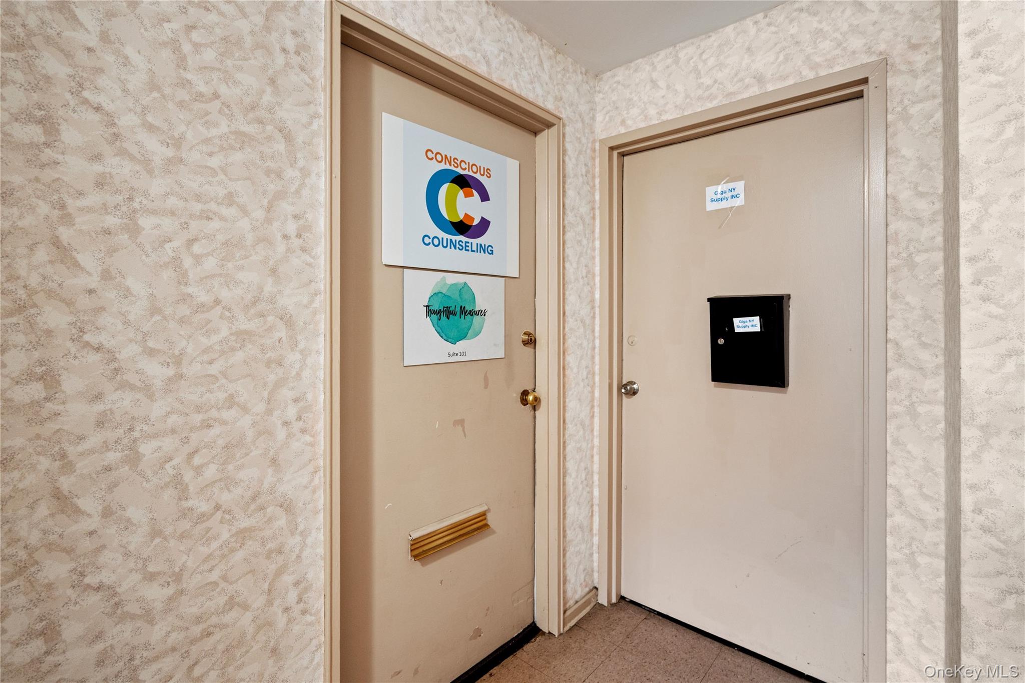 #5 photo, 200 N. Village Avenue, Rockville Centre , NY 11570