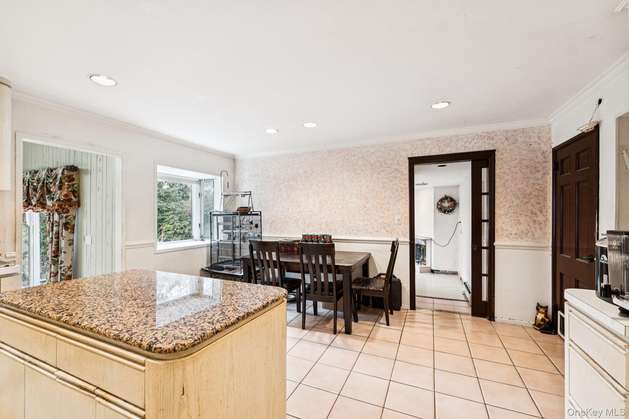 #20 photo, 26 Dell Drive, East Rockaway , NY 11518