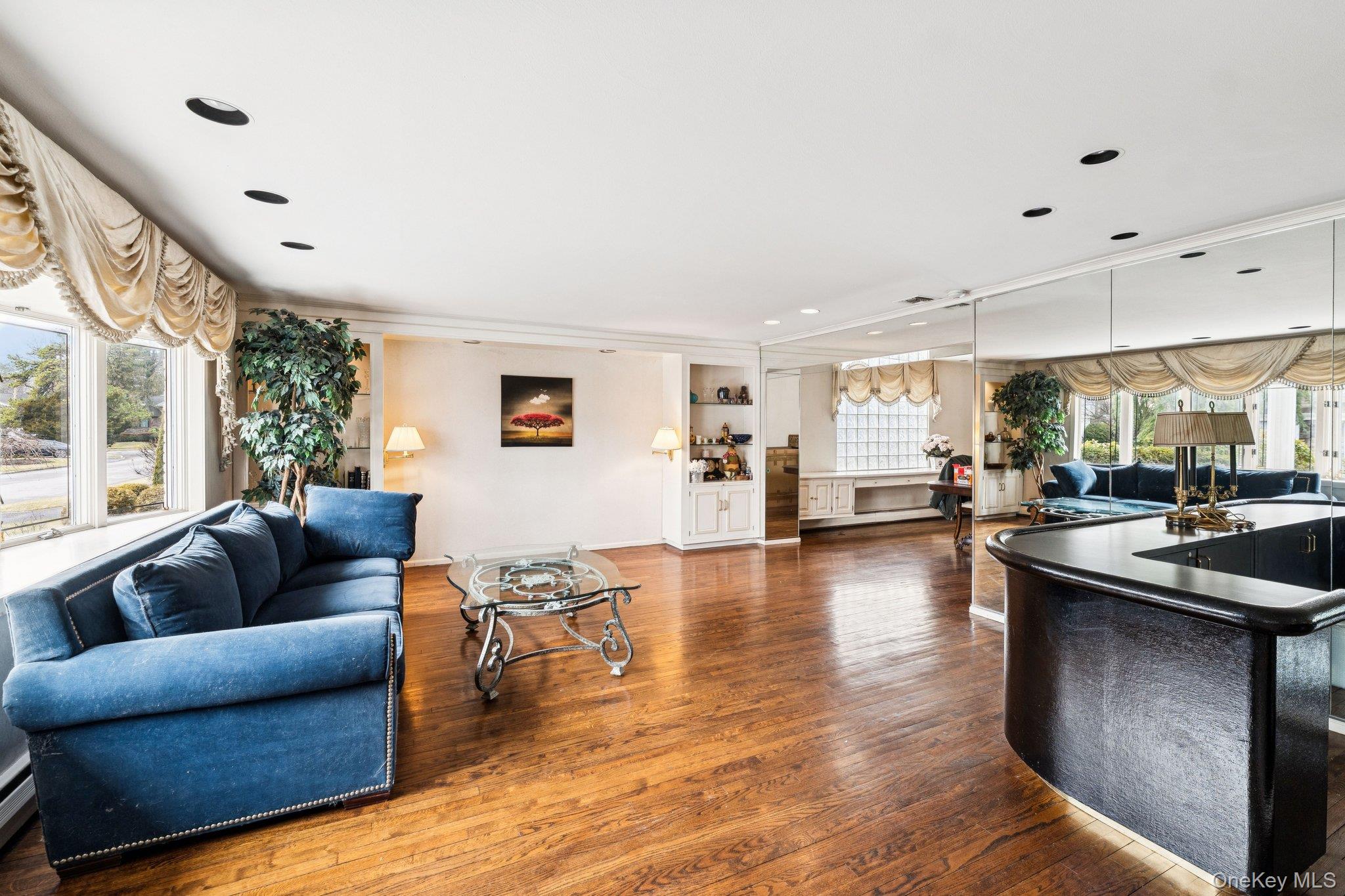 #4 photo, 26 Dell Drive, East Rockaway , NY 11518