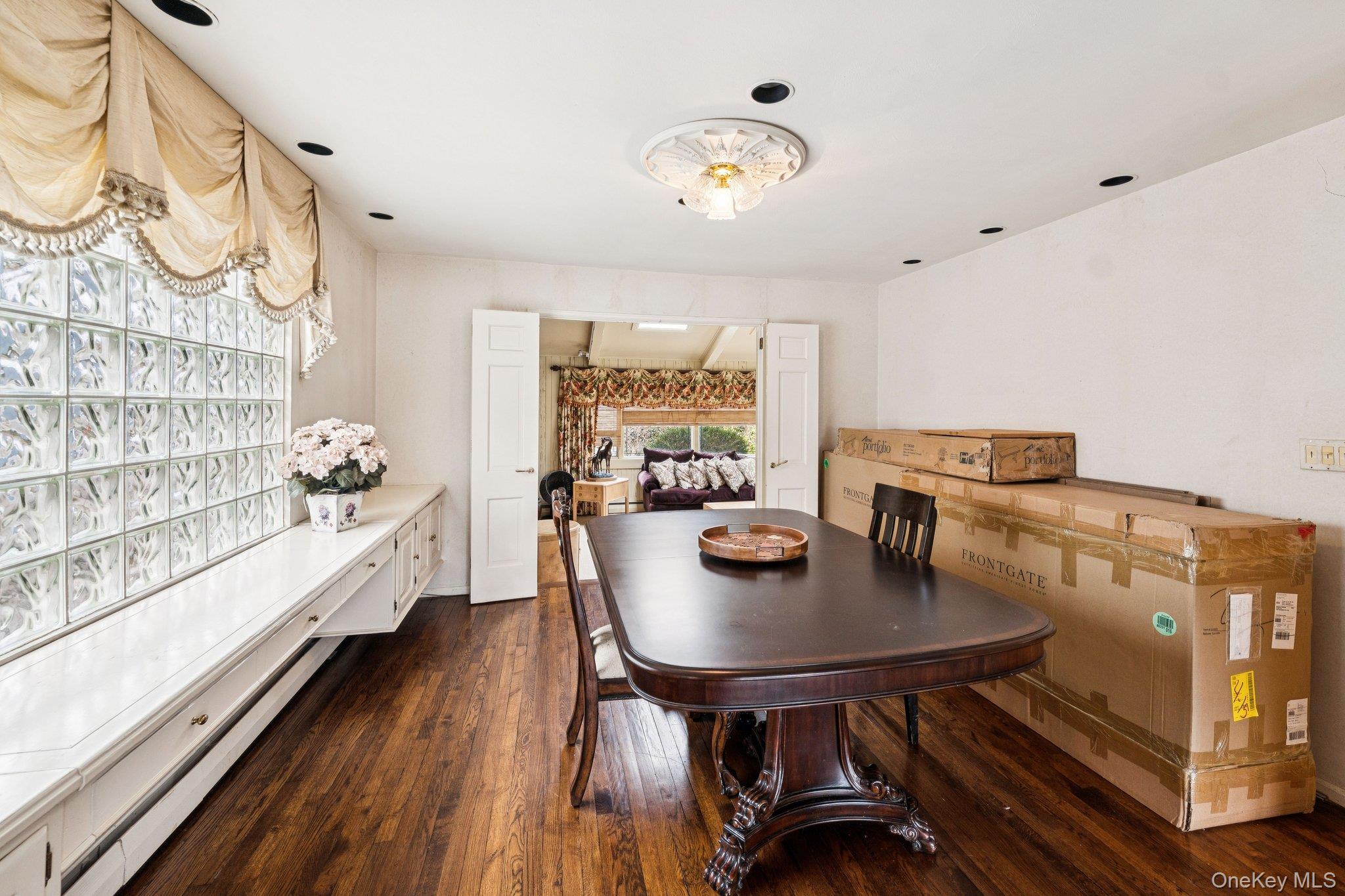 #9 photo, 26 Dell Drive, East Rockaway , NY 11518