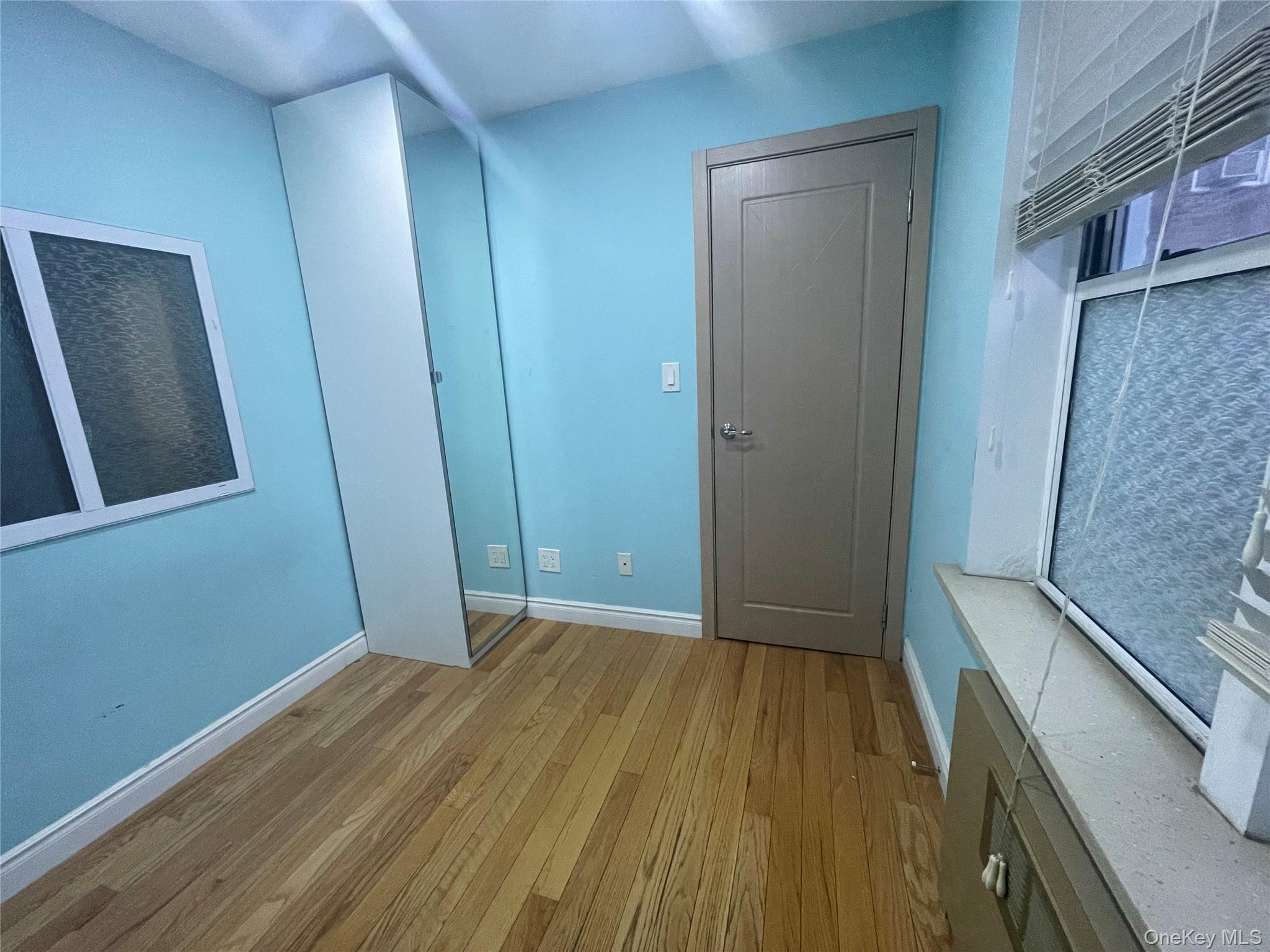 #13 photo, 105-34 65 Avenue, Куинс ‖ Forest Hills , NY 11375