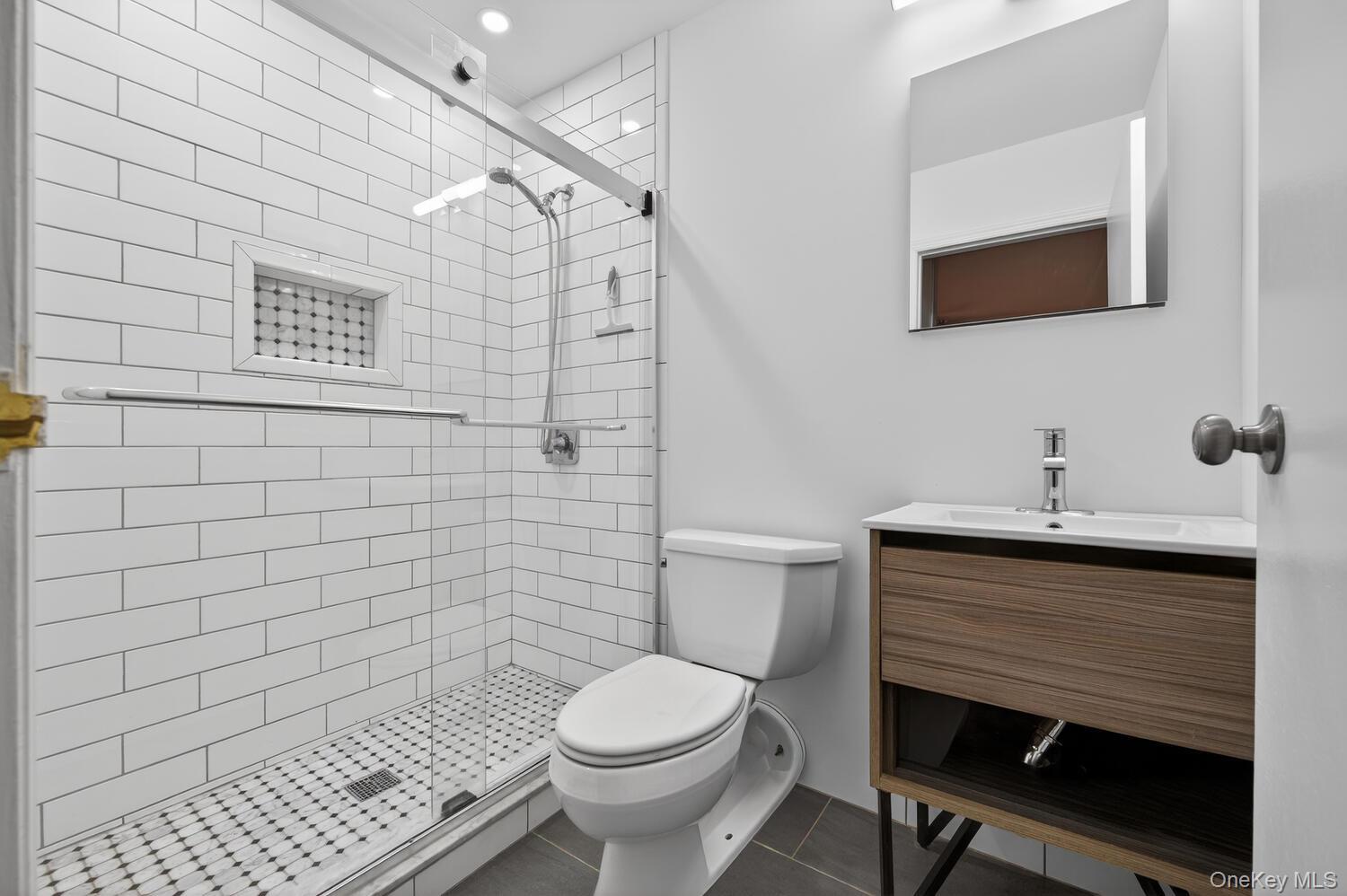 #12 photo, 20716 Melissa Court, Bayside , NY 11360