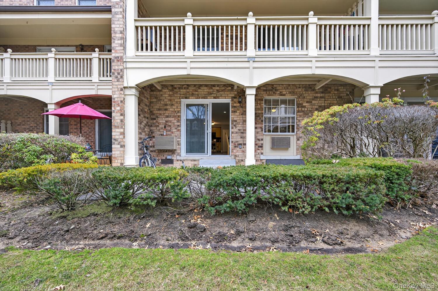 #15 photo, 20716 Melissa Court, Bayside , NY 11360