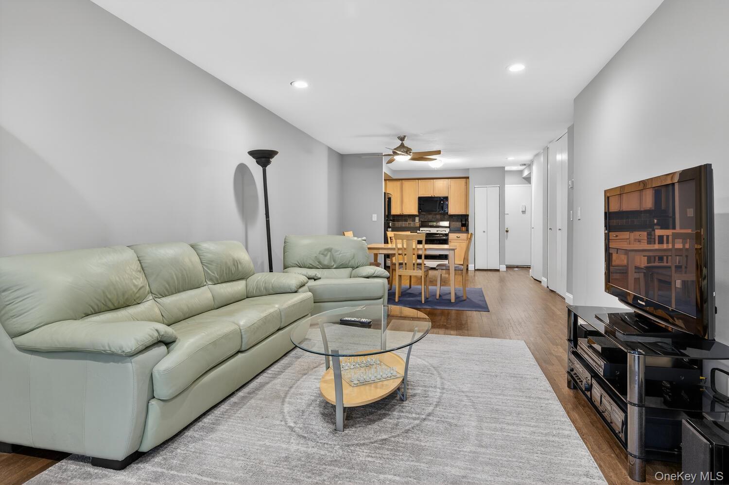 #6 photo, 20716 Melissa Court, Bayside , NY 11360