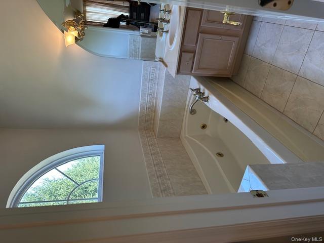 #20 photo, 9 Shelly Lane, Mount Sinai , NY 11766