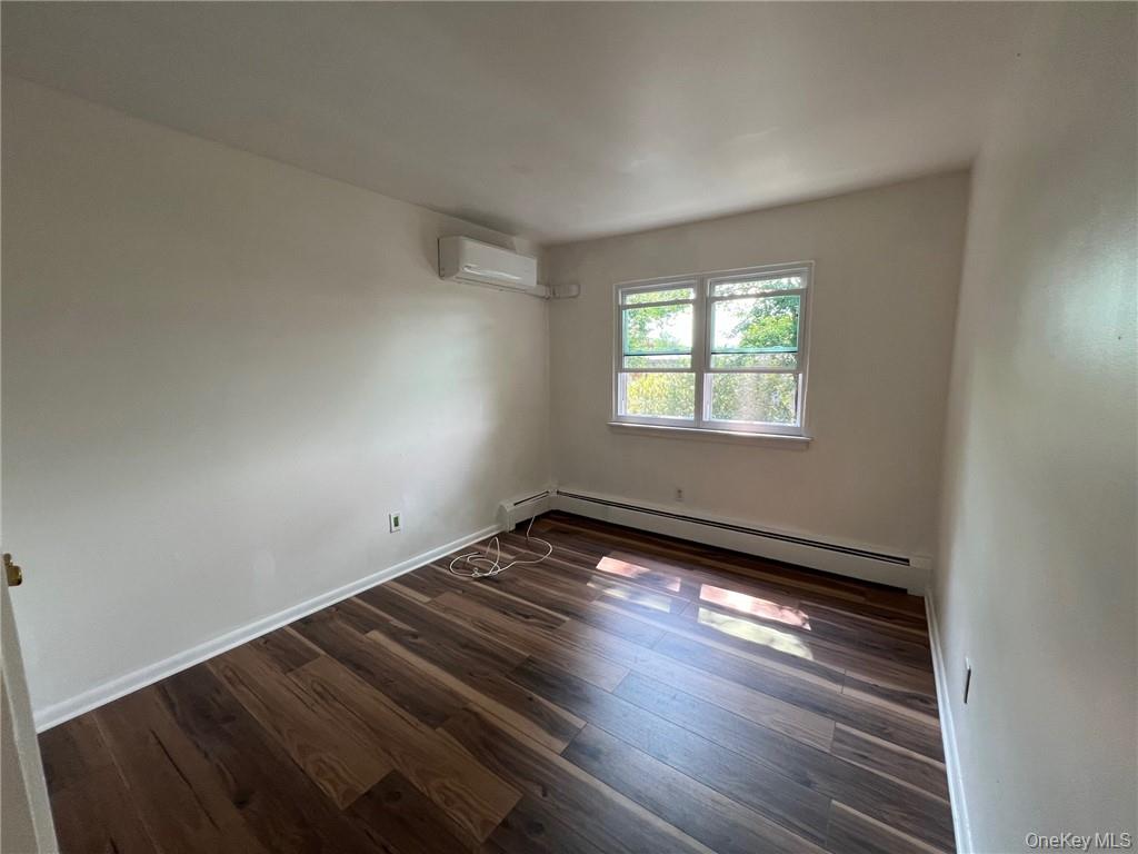 #11 photo, 38 Hampton Court, Middletown , NY 10941