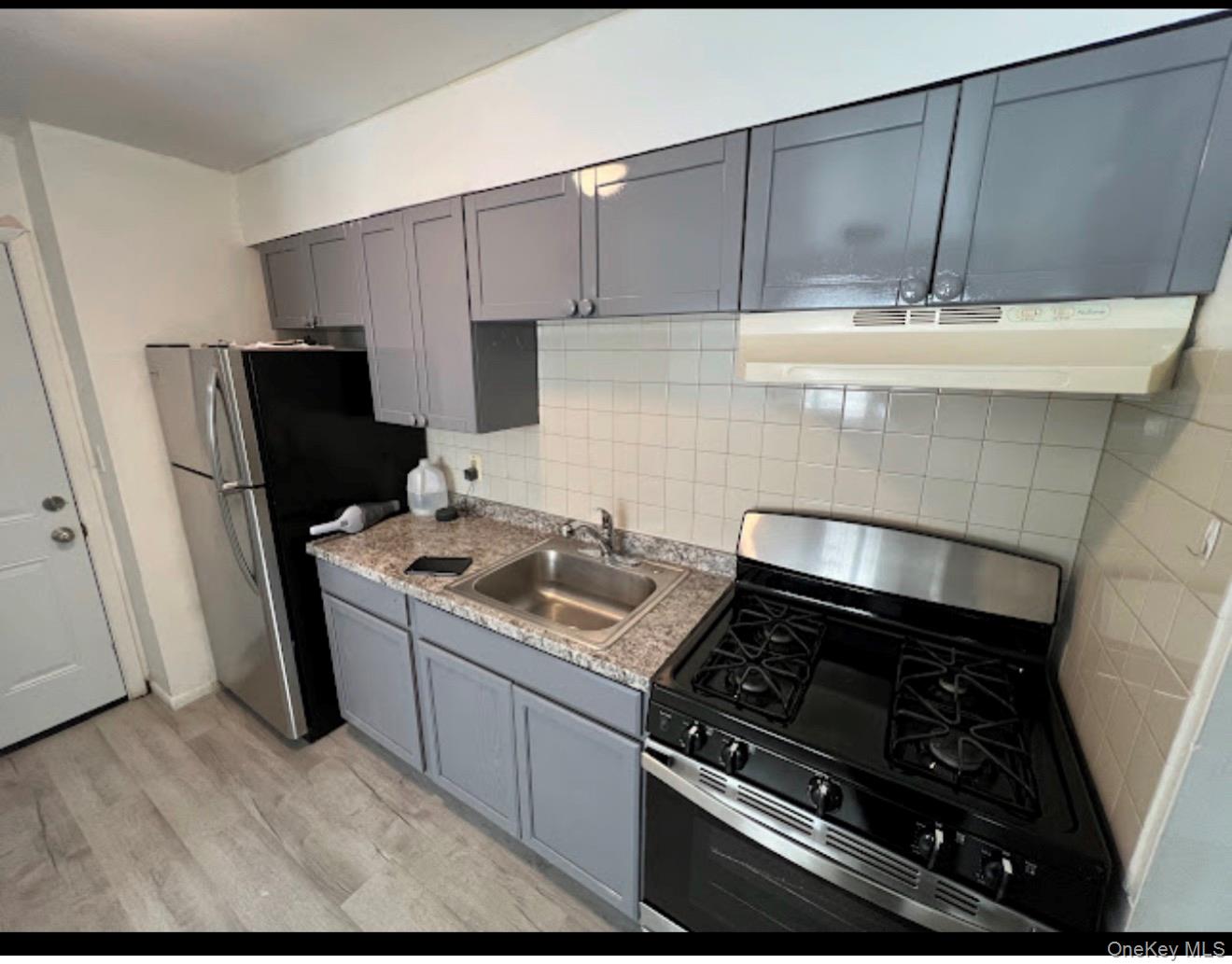 #3 photo, 16 Knowles St, Yonkers , NY 10705