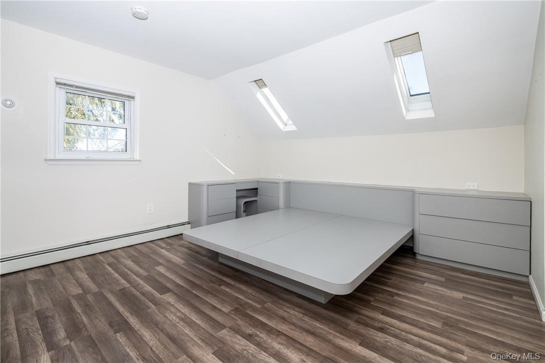 #4 photo, 89 Ridgewood Avenue, Yonkers , NY 10704