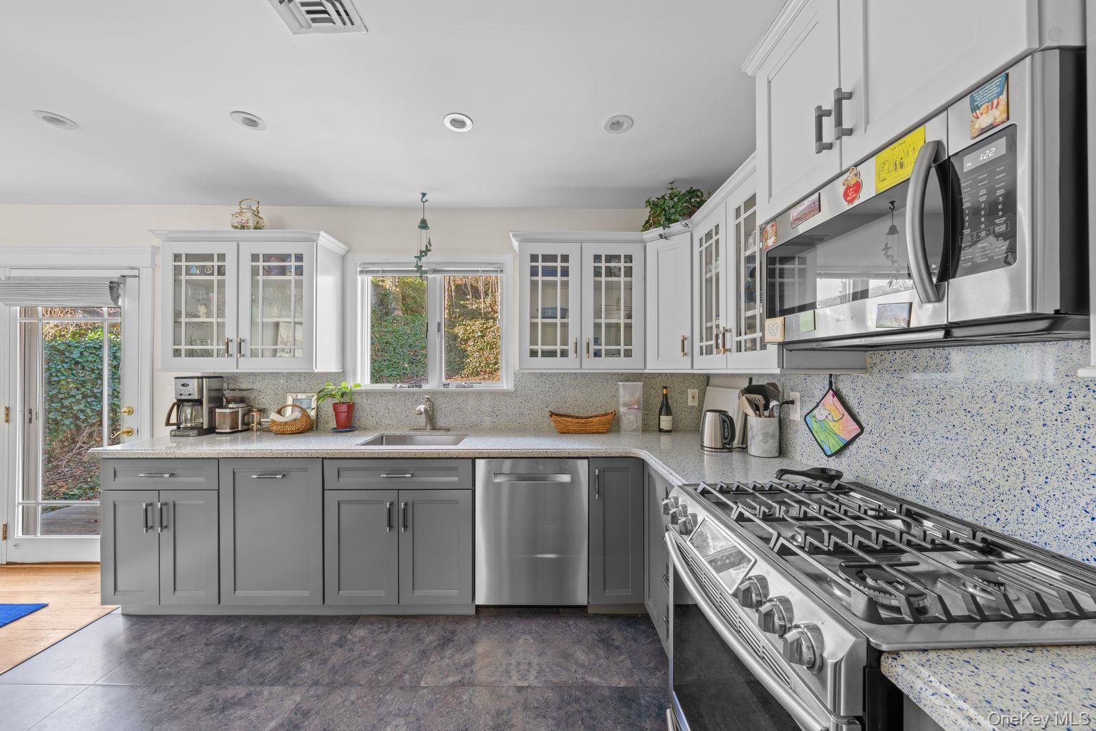 #10 photo, 137 Cove Road, 东长岛 亨廷顿 Huntington , NY 11743