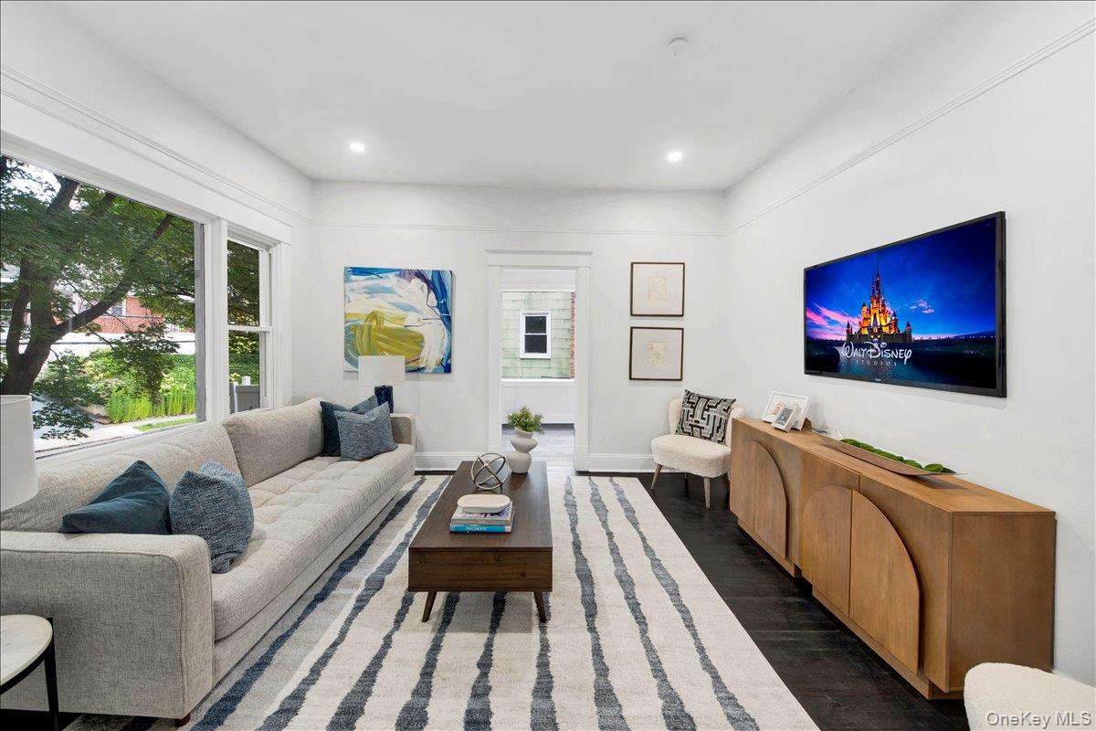 #2 photo, 75 Belknap Avenue, Yonkers , NY 10710