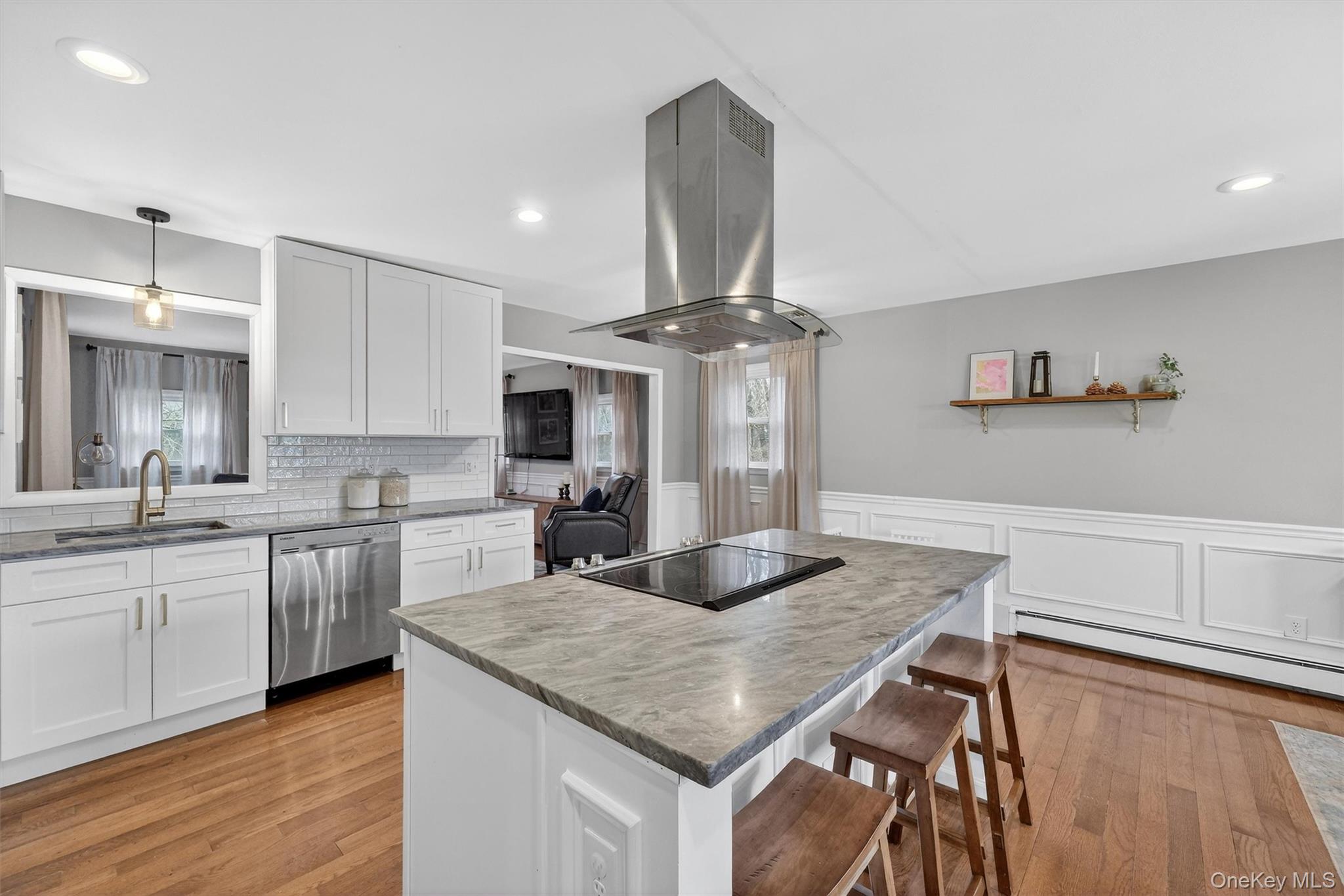 #11 photo, 21 Russo Drive, 紐約州 Hopewell Junction , NY 12533