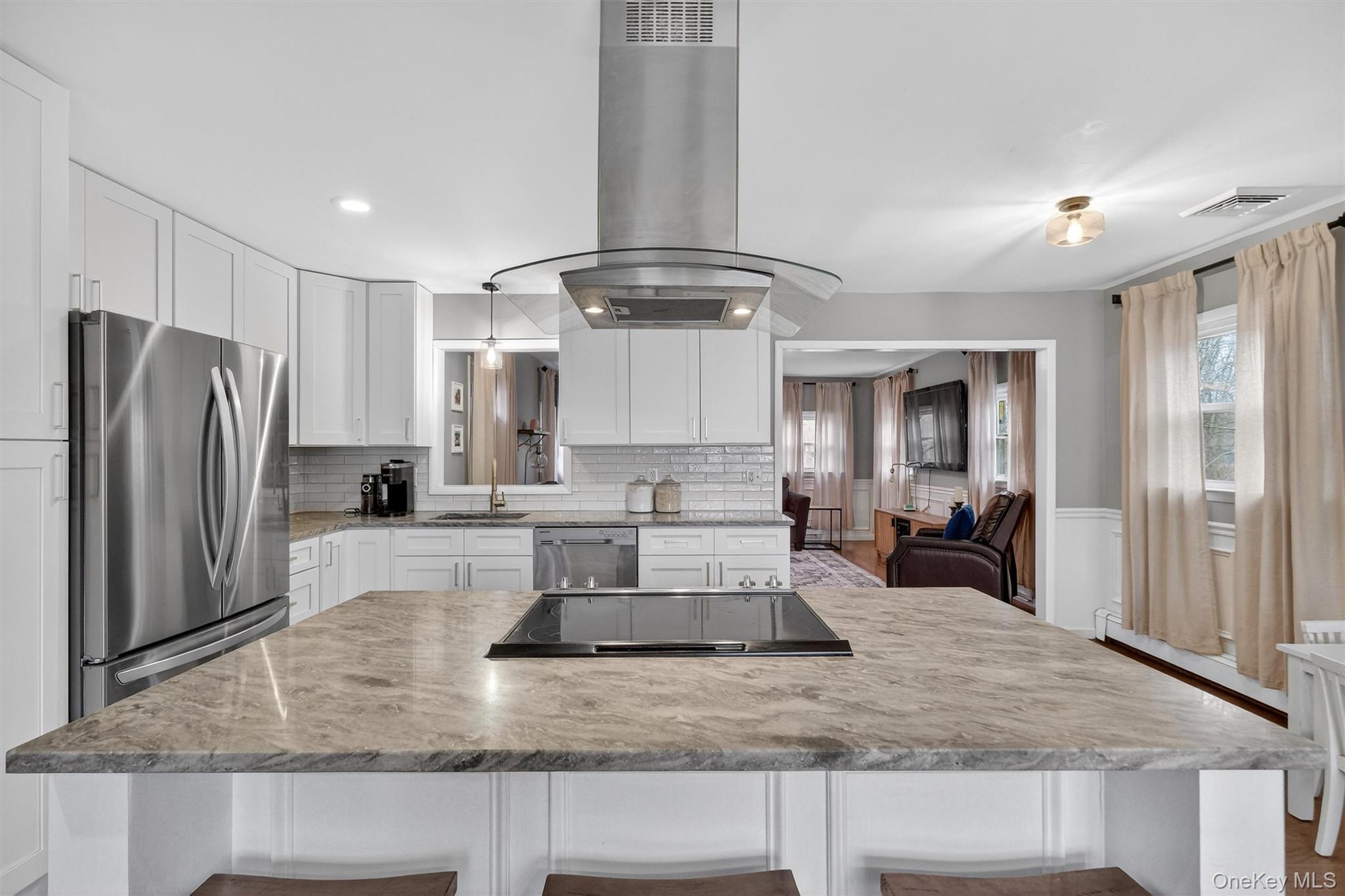 #8 photo, 21 Russo Drive, 紐約州 Hopewell Junction , NY 12533