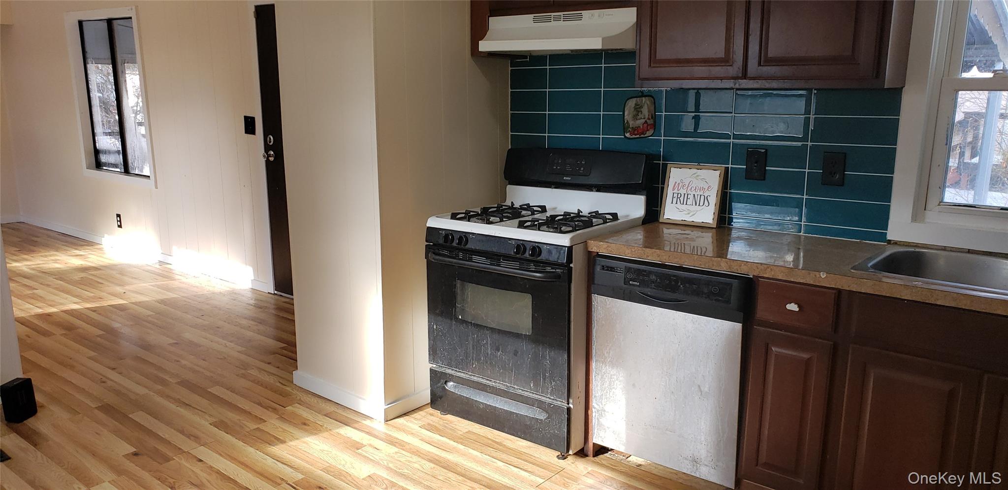 #6 photo, 112 Cambridge Cirlcle, Loch Sheldrake , NY 12759