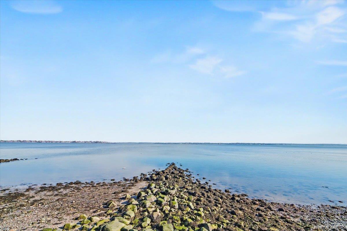 #9 photo, 13D Edgewater Park, הברונקס Bronx , NY 10465