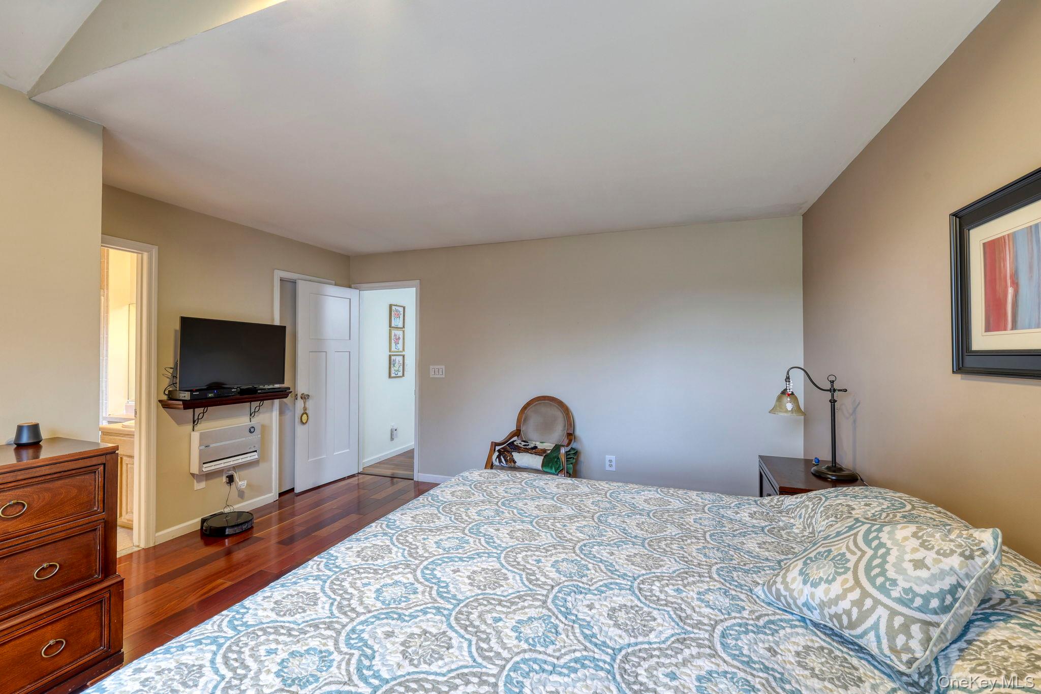 #18 photo, 86 Albert Court, Monroe , NY 10950