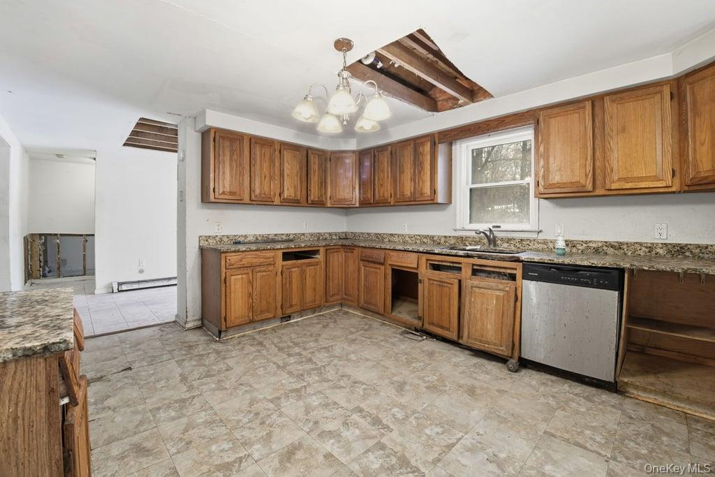 #9 photo, 447 N Elting Corners Road, Highland , NY 12528