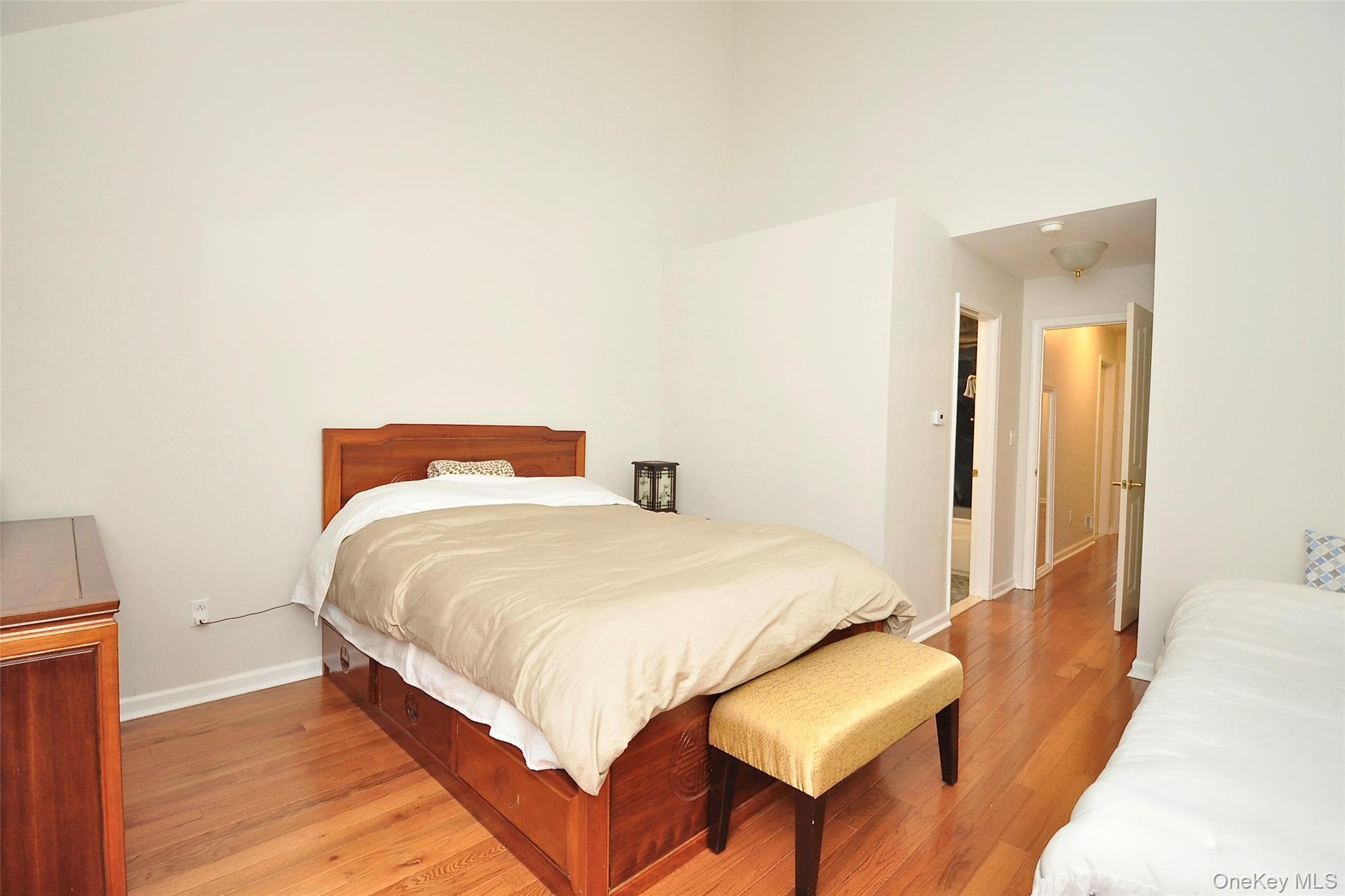 #20 photo, 102 Crystal Hill Drive, Pomona , NY 10970