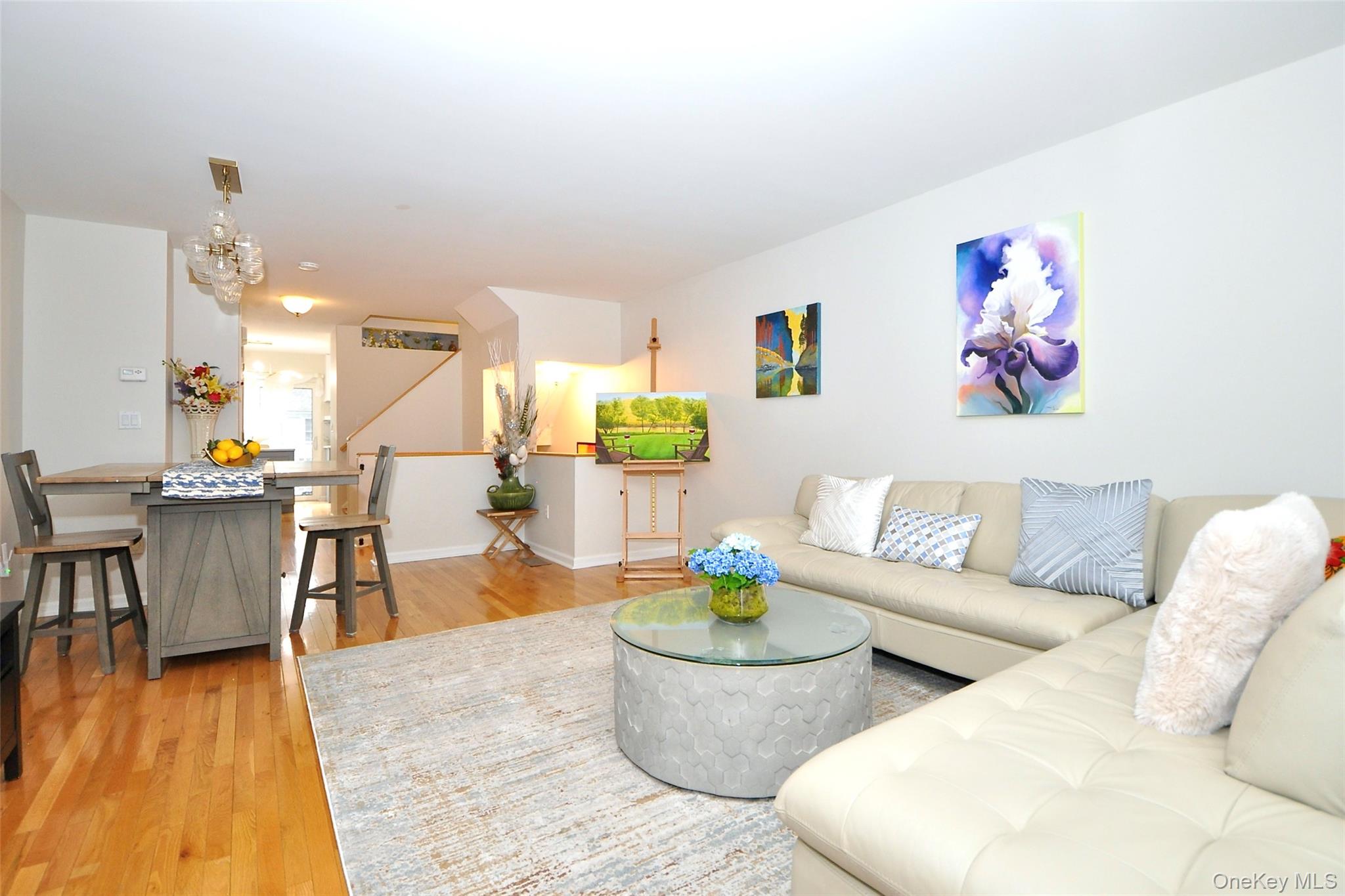 #3 photo, 102 Crystal Hill Drive, Pomona , NY 10970