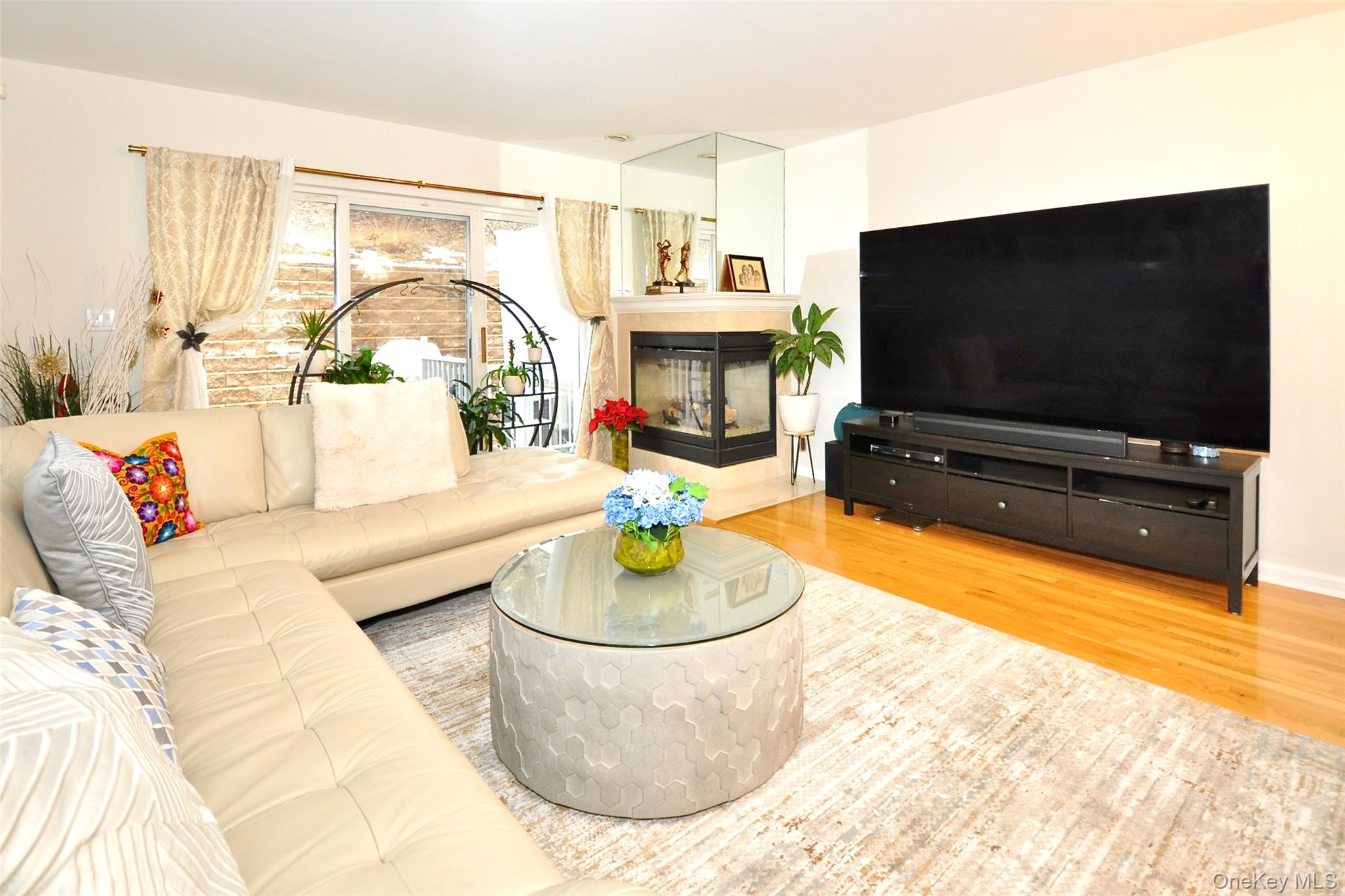 #7 photo, 102 Crystal Hill Drive, Pomona , NY 10970