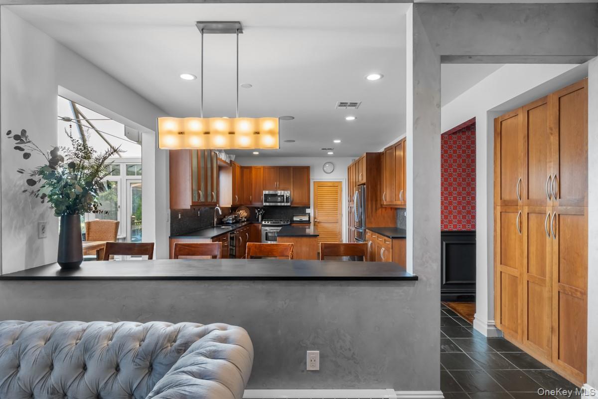 #16 photo, 9 Ronwood Road, Chestnut Ridge , NY 10977