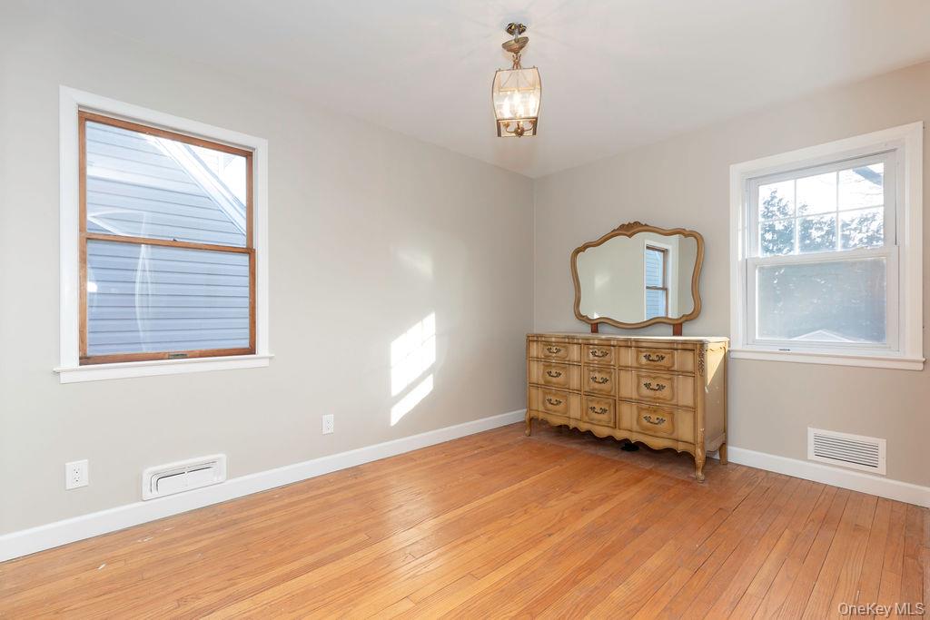 #12 photo, 158 Reville Street, 布朗士 Bronx , NY 10464