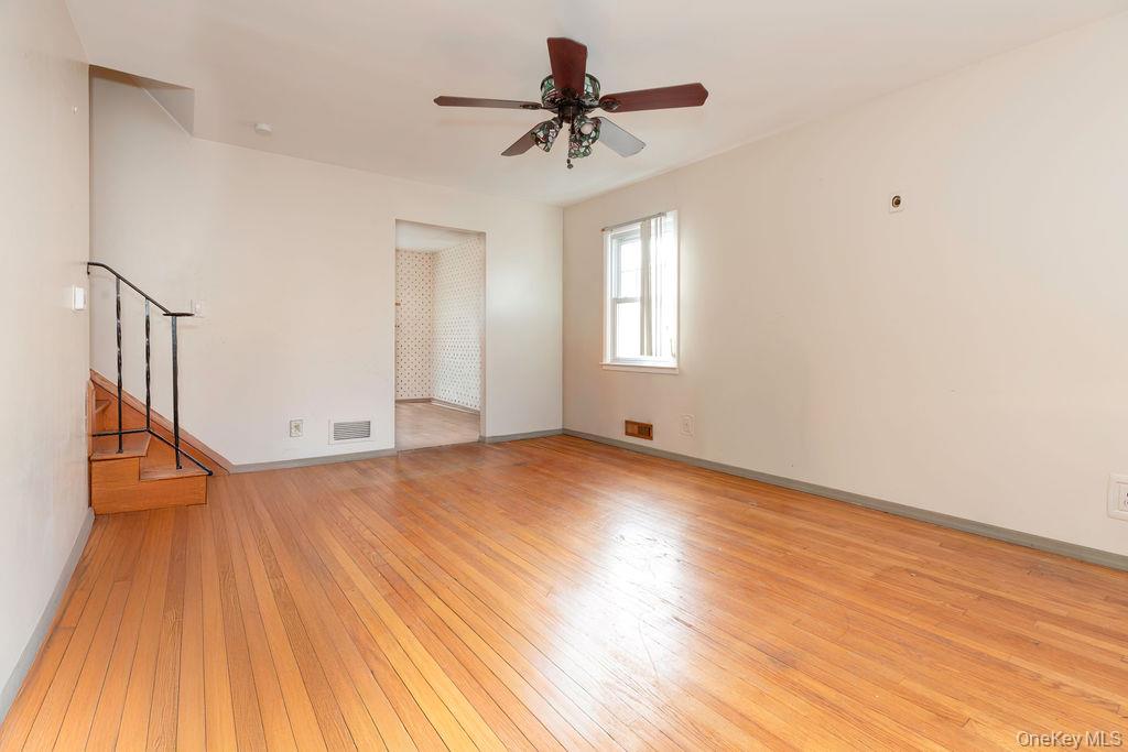 #4 photo, 158 Reville Street, 布朗士 Bronx , NY 10464