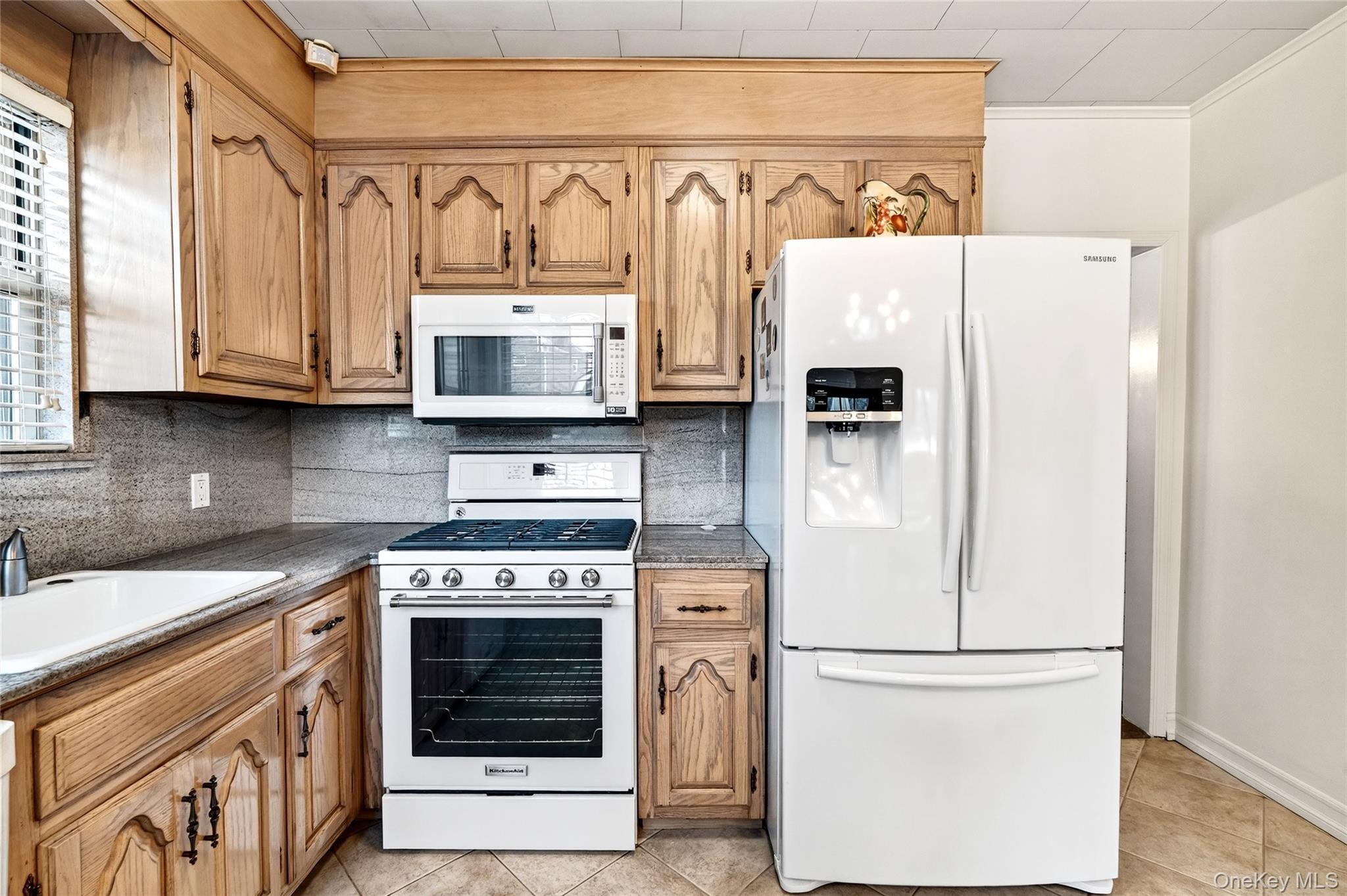 #19 photo, 3334 Country Club Road, הברונקס Bronx , NY 10465