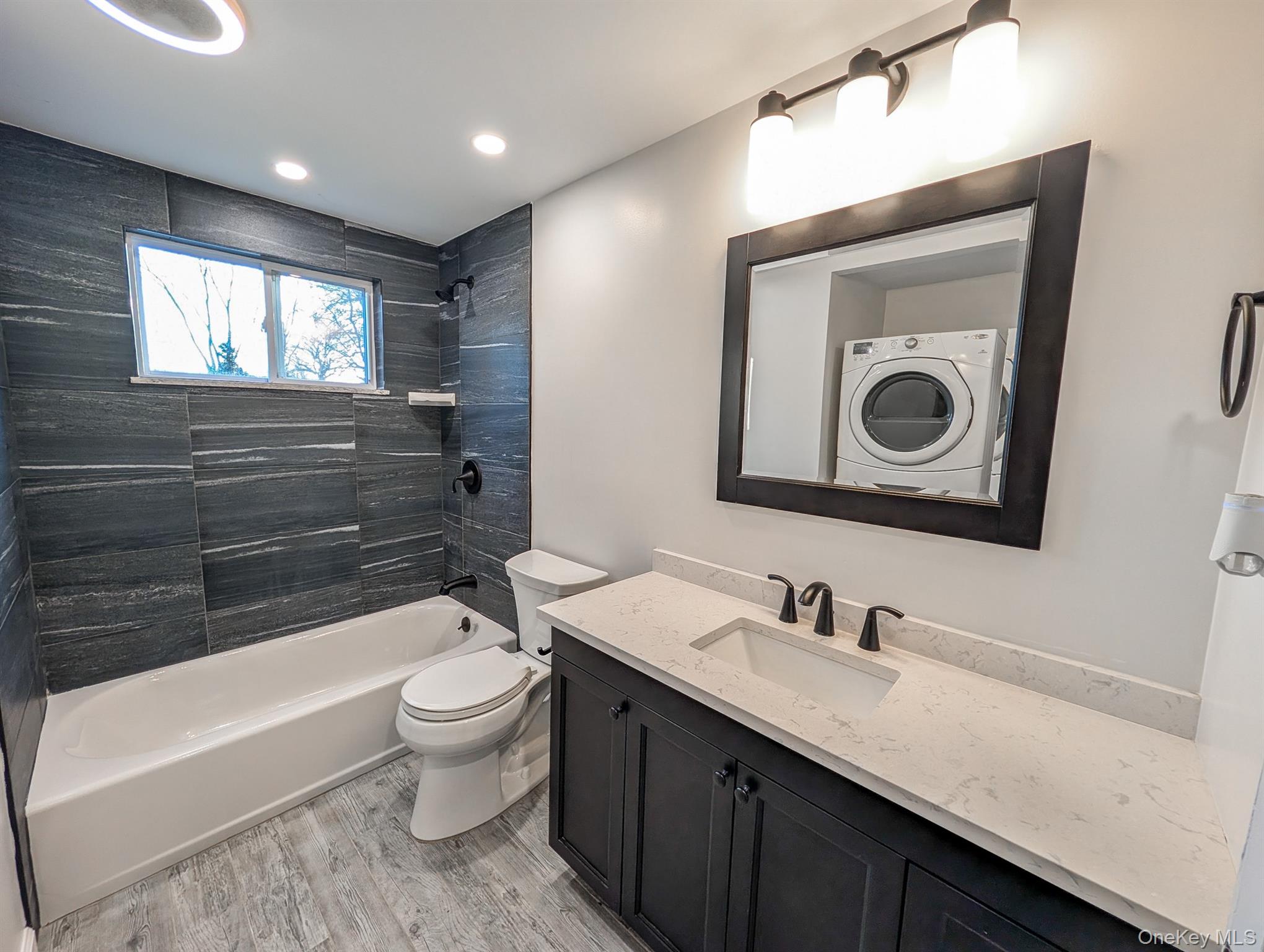 #12 photo, 20 Ridge Haven Drive, מחוז סאפוק Ridge , NY 11961