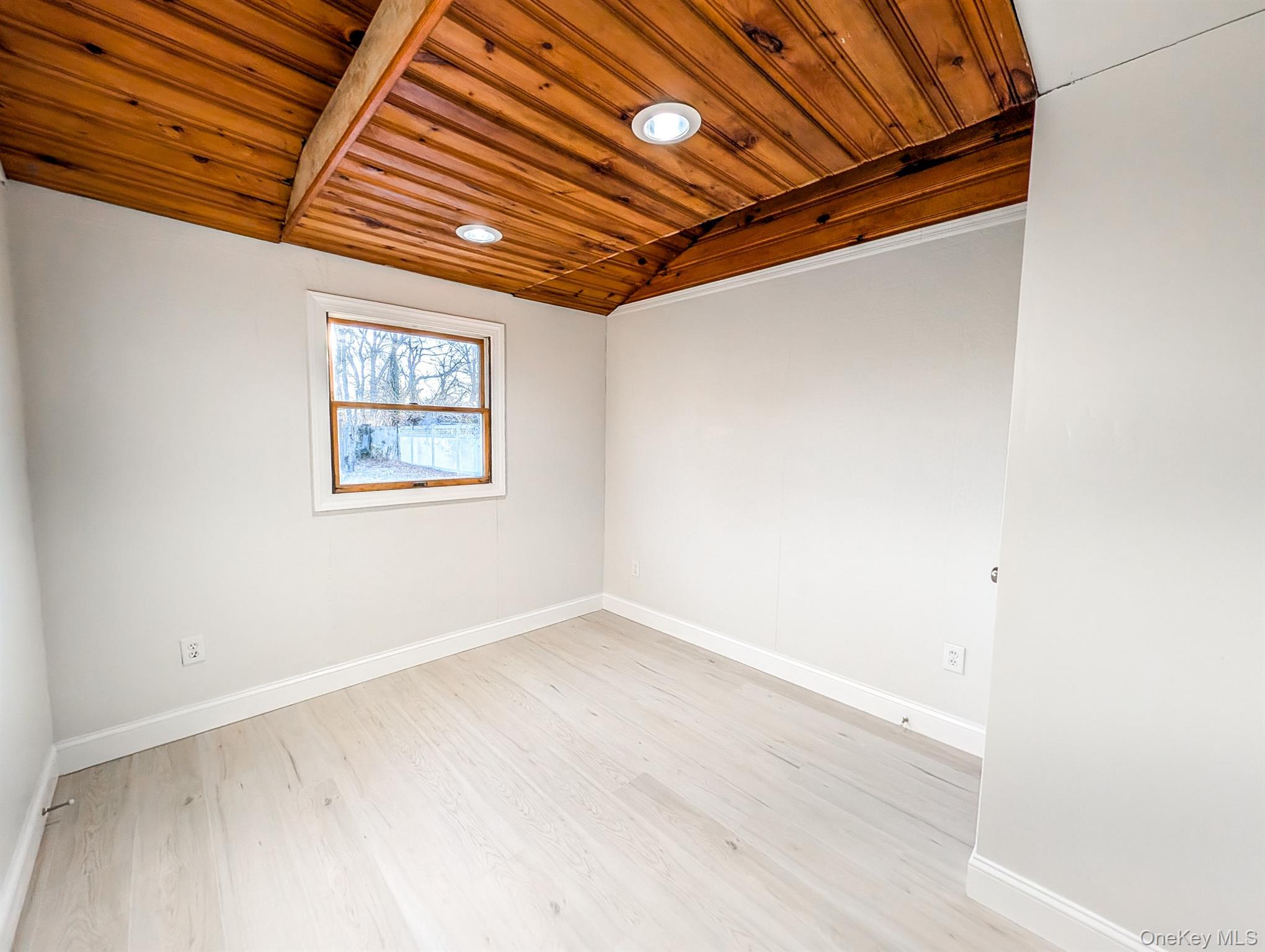 #18 photo, 20 Ridge Haven Drive, מחוז סאפוק Ridge , NY 11961