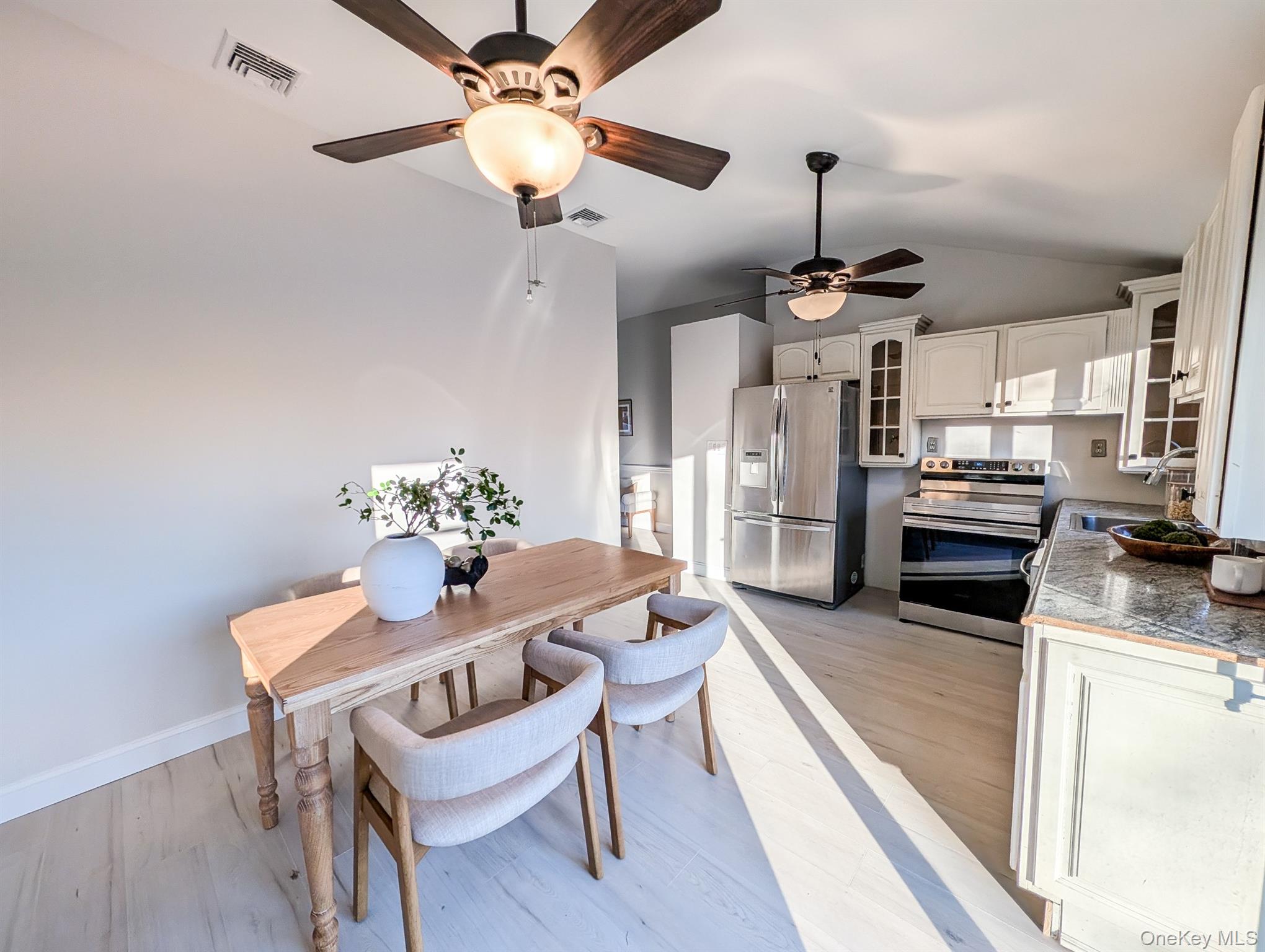 #8 photo, 20 Ridge Haven Drive, מחוז סאפוק Ridge , NY 11961