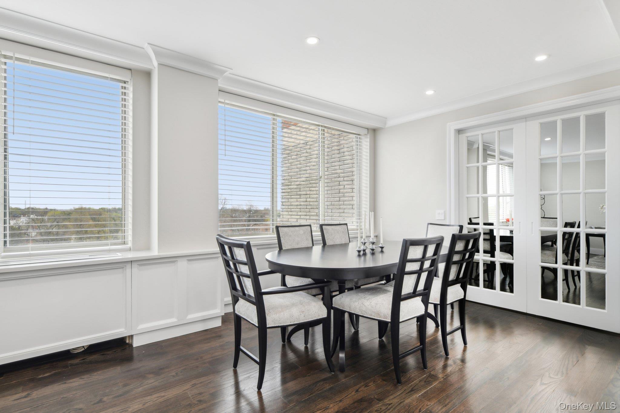 #17 photo, 100 Hilton Avenue, מחוז נסאו Garden City , NY 11530