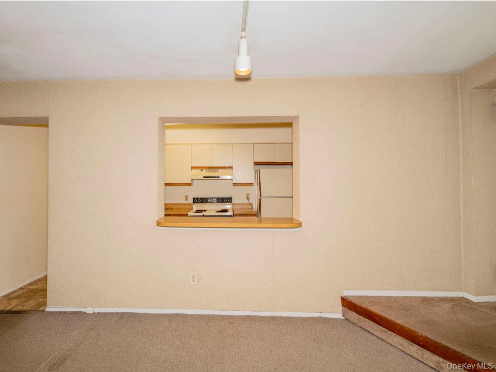 #2 photo, 1337 Broadway, מחוז נסאו Hewlett , NY 11557