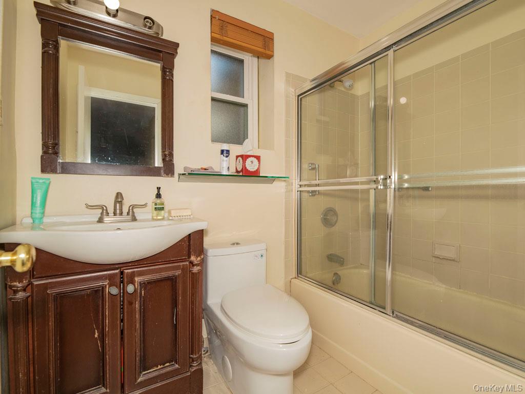 #4 photo, 1337 Broadway, מחוז נסאו Hewlett , NY 11557