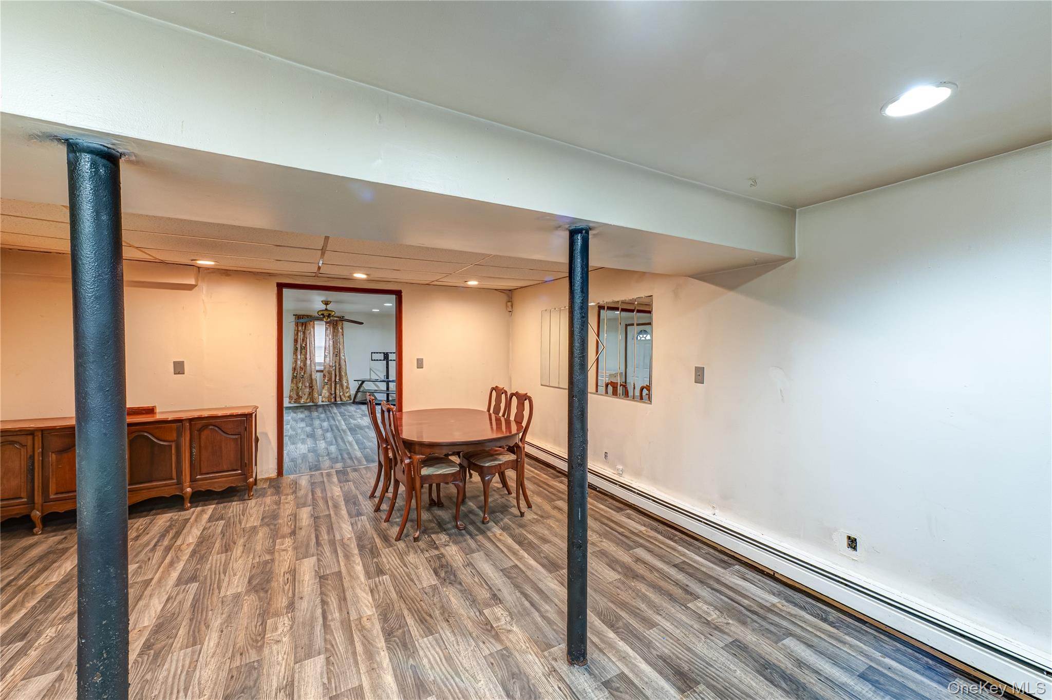 #13 photo, 187 Nolin Street, सफ़ोक काउंटी Brentwood , NY 11717