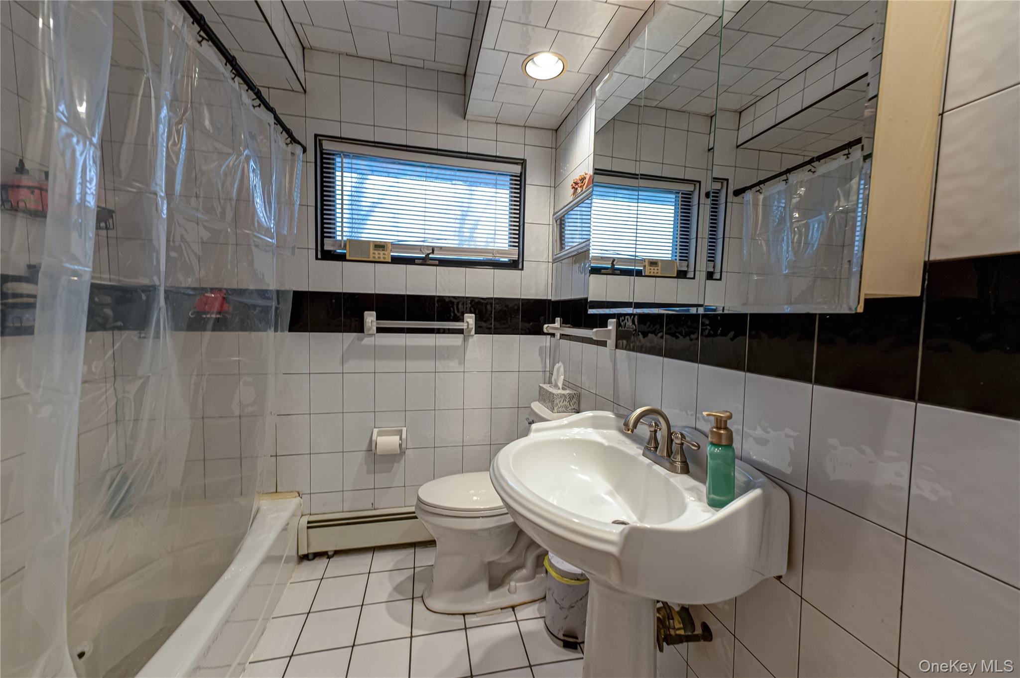 #14 photo, 187 Nolin Street, सफ़ोक काउंटी Brentwood , NY 11717