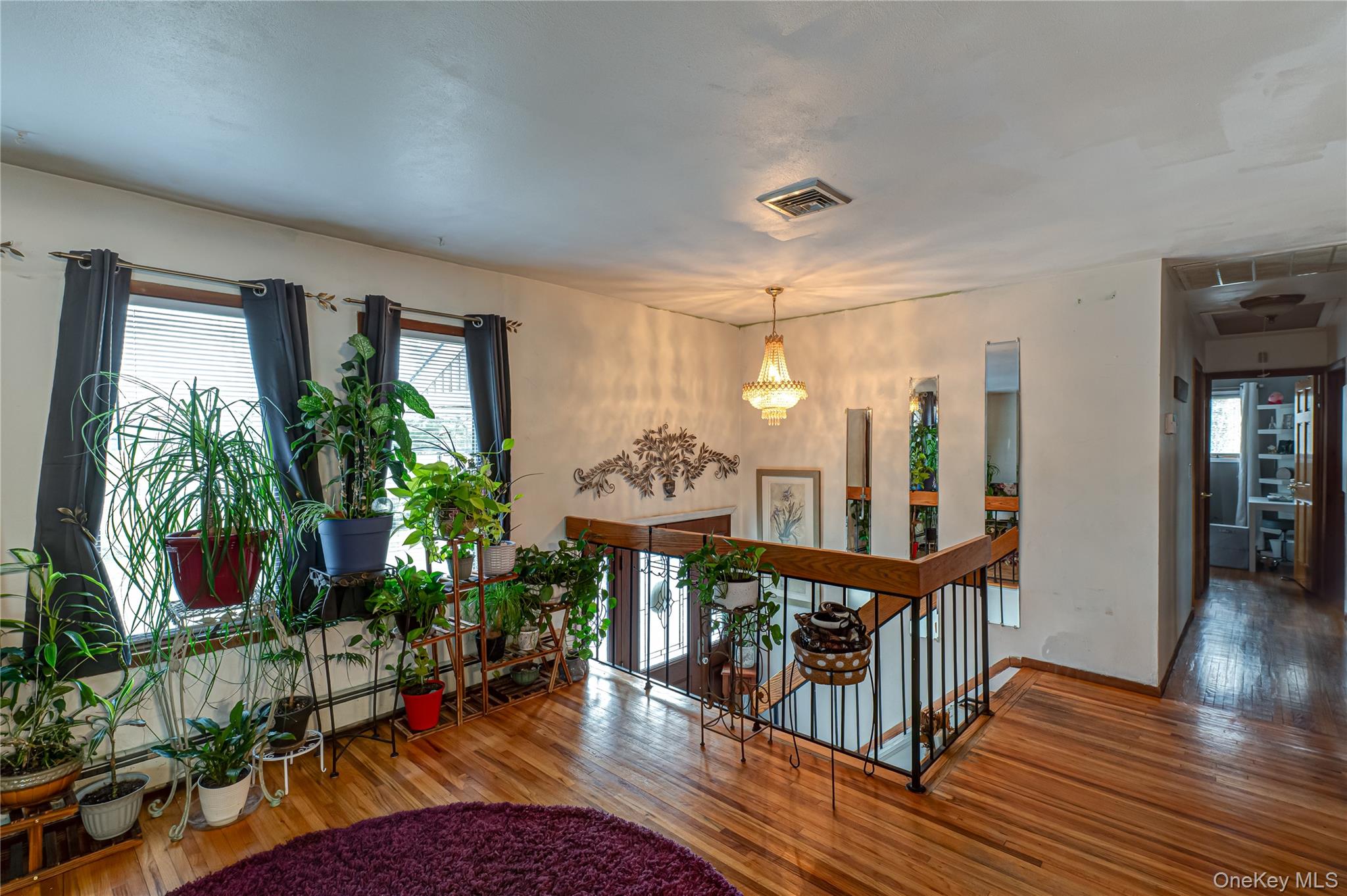 #3 photo, 187 Nolin Street, सफ़ोक काउंटी Brentwood , NY 11717