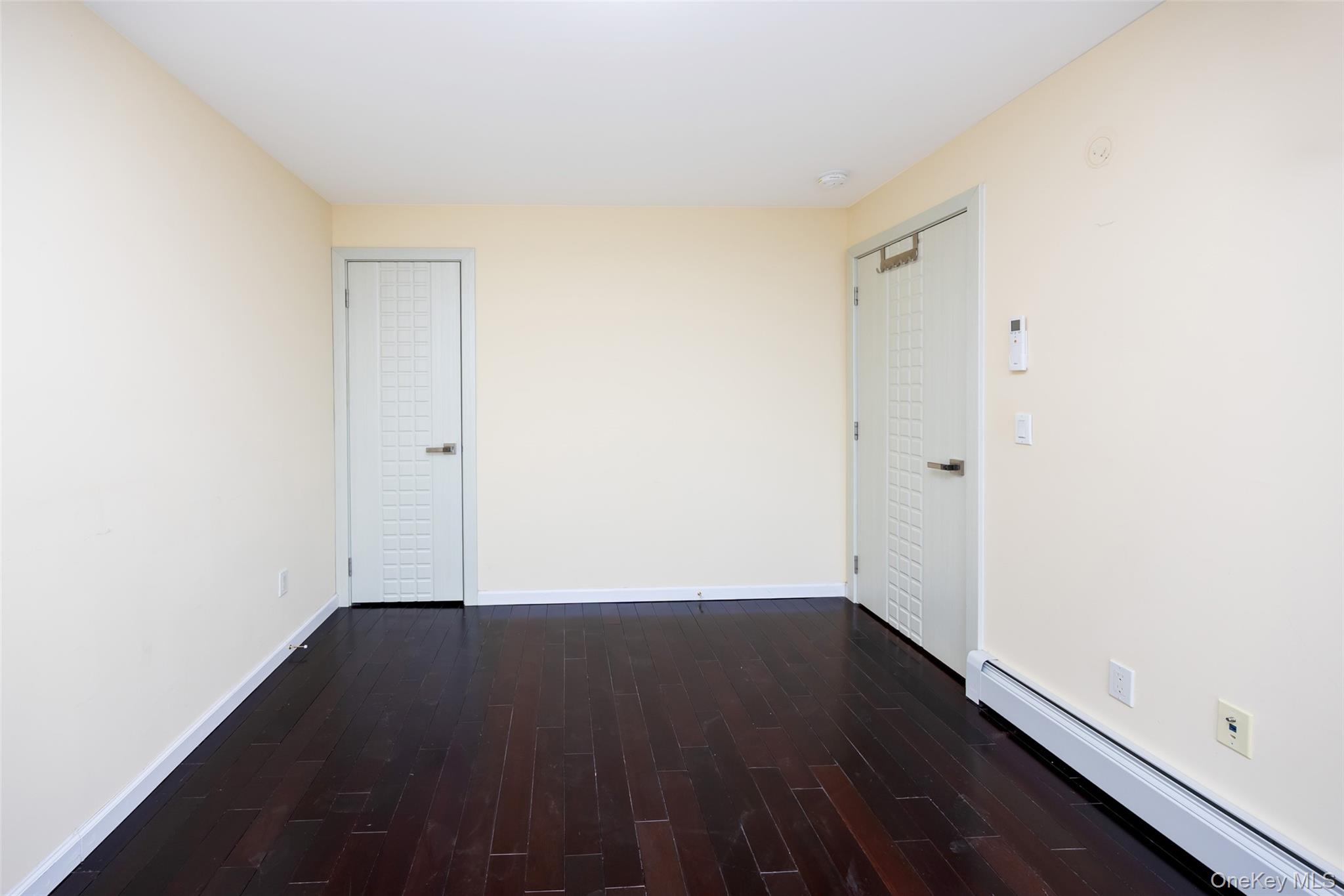 #13 photo, 138-12 Northern Boulevard, كوينز Flushing , NY 11354